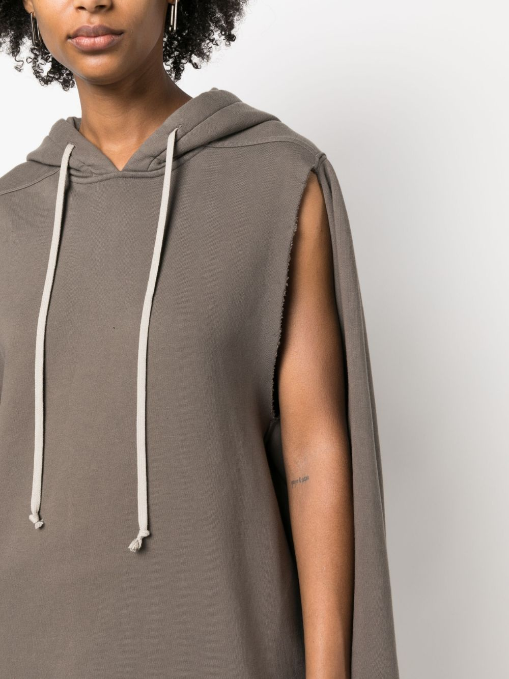 CAPE SLEEVE HOODIE